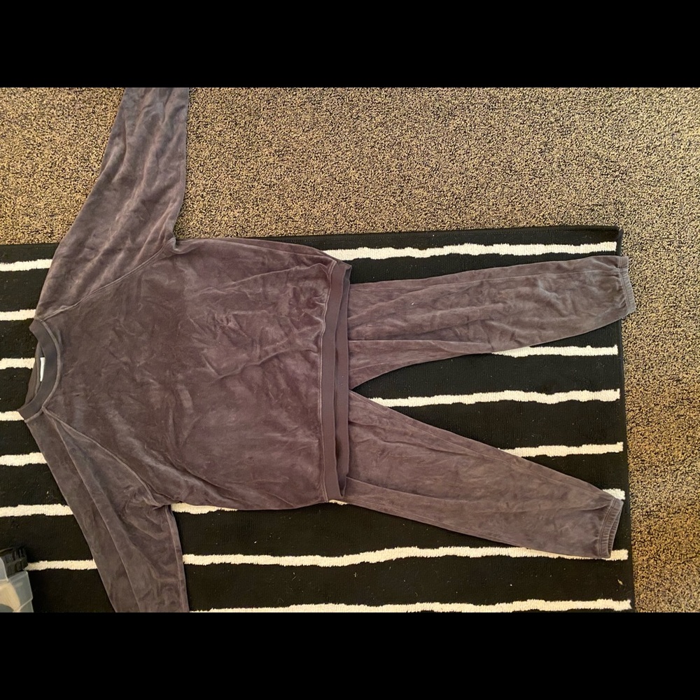 Aerie Grey Velvet Sweat Set